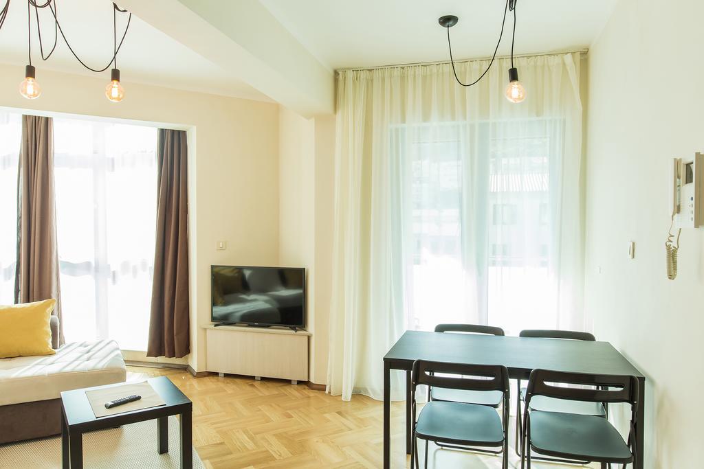 Flat Fortunella Apartamento Budva Exterior foto
