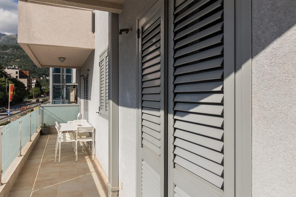 Flat Fortunella Apartamento Budva Exterior foto