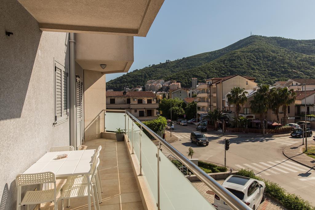 Flat Fortunella Apartamento Budva Exterior foto