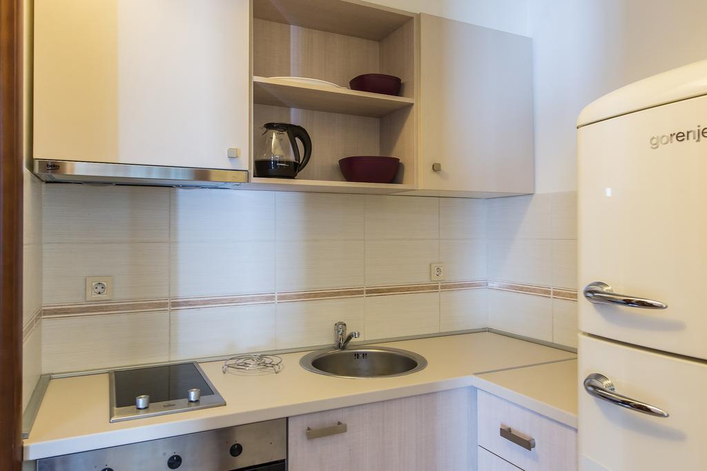 Flat Fortunella Apartamento Budva Exterior foto